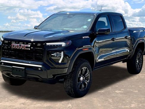 Used 2023 GMC Canyon Elevation w/ Convenience Package image 2