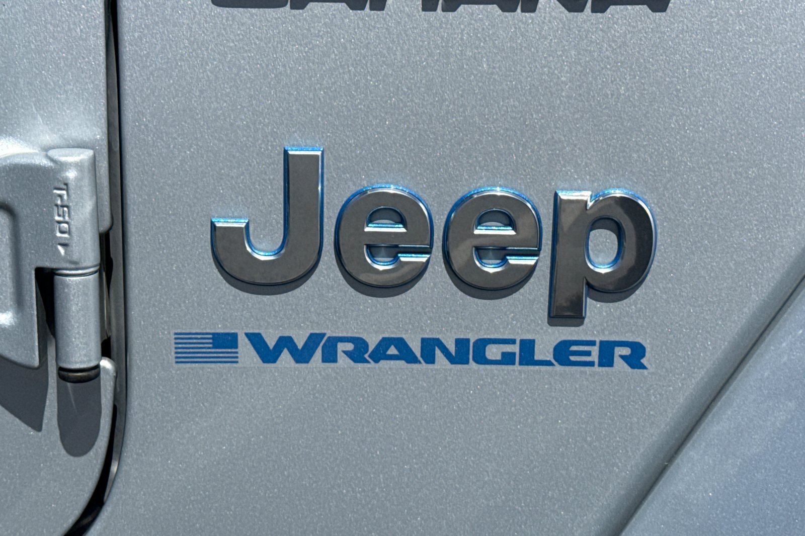 Used 2024 Jeep Wrangler Unlimited Sahara AWD/4WD image 8