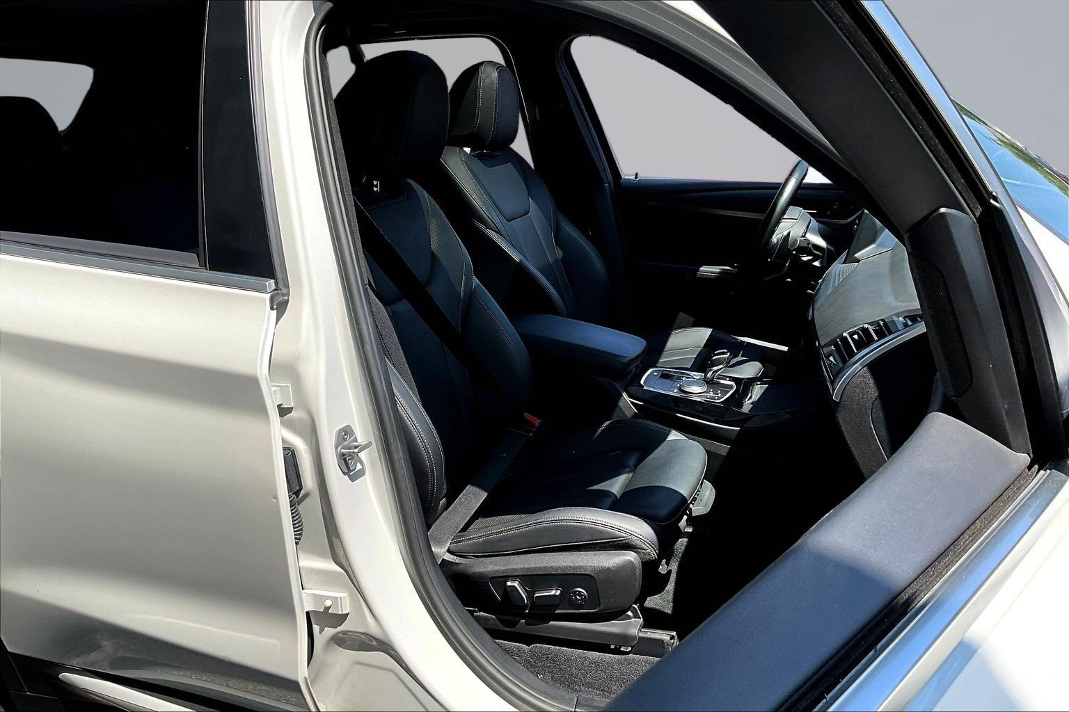 Used 2024 BMW X3 sDrive30i RWD image 28