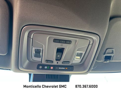 New 2026 GMC Sierra 1500 SLT w/ SLT Premium Package image 17