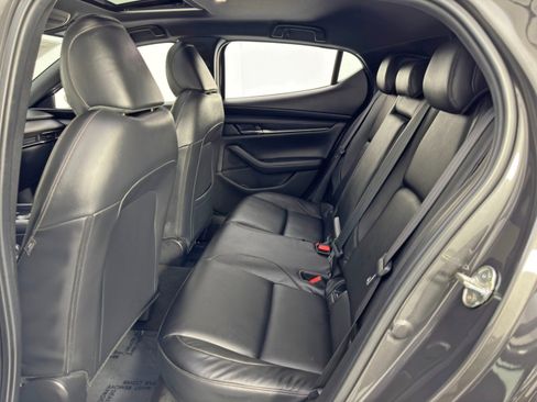 Used 2021 MAZDA MAZDA3 s image 37