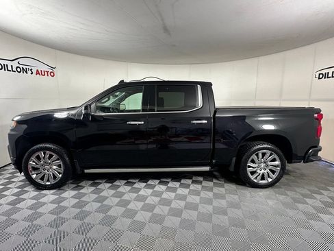 Used 2019 Chevrolet Silverado 1500 High Country w/ High Country Premium Package AWD/4WD image 3