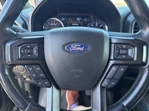 Used 2019 Ford Expedition Max Limited image 9