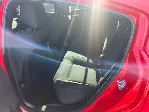 Used 2019 Dodge Charger SXT w/ Blacktop Package RWD image 19