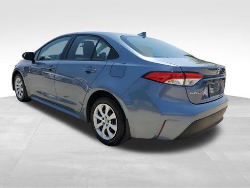 Used 2026 Toyota Corolla LE FWD image 7