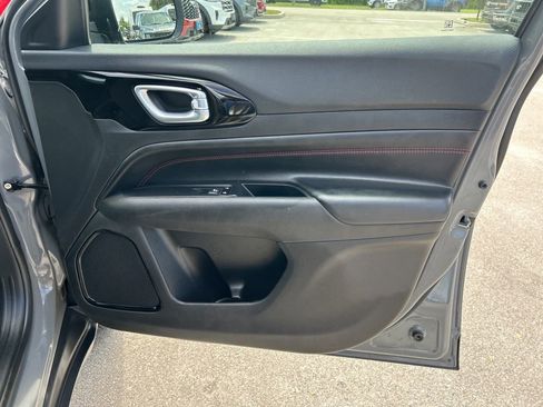 Used 2024 Jeep Compass Trailhawk image 35