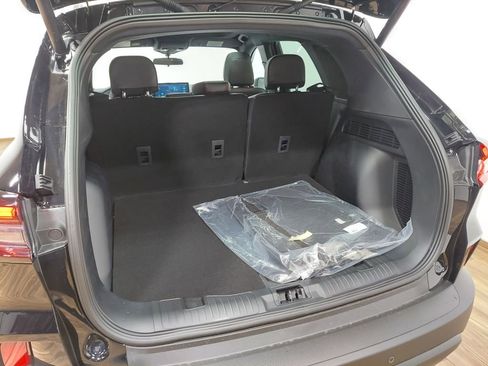 New 2025 Ford Escape ST-Line w/ Tech Pack #1 AWD/4WD image 26