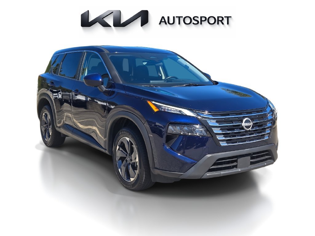 Used 2025 Nissan Rogue SV FWD image 3