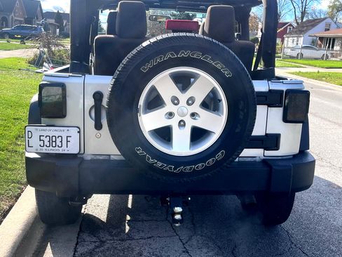 Used 2012 Jeep Wrangler Sport image 5