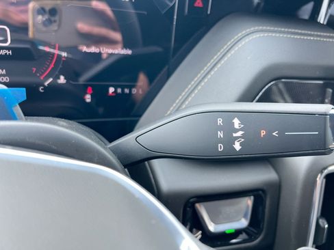 New 2026 GMC Yukon Elevation image 21