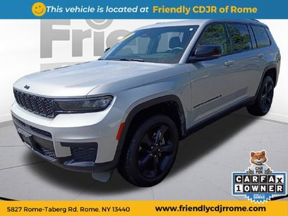 Used 2023 Jeep Grand Cherokee L Laredo