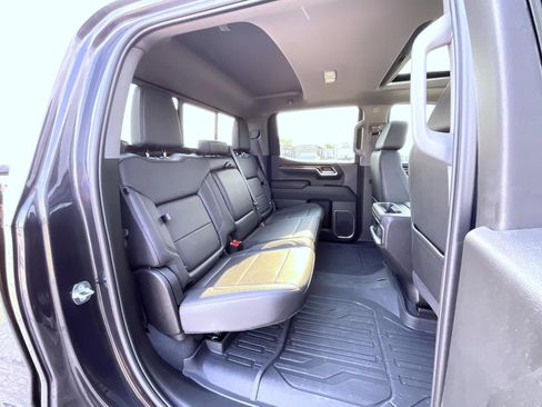 Certified 2023 GMC Sierra 1500 Elevation w/ Elevation Premium Package AWD/4WD image 18