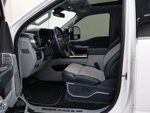 Certified 2024 Ford F250 Limited w/ FX4 Off-Road Package AWD/4WD image 23