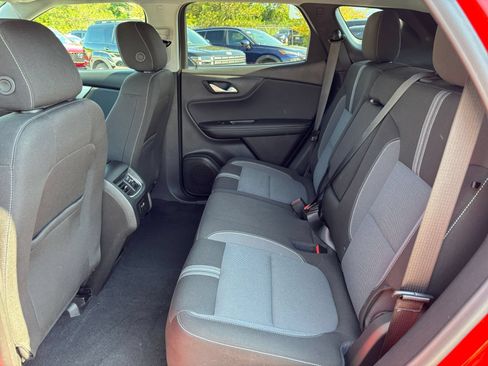 Used 2026 Chevrolet Blazer LT FWD image 27