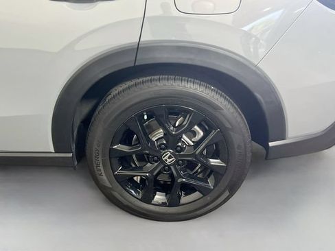 Certified 2025 Honda HR-V Sport image 23