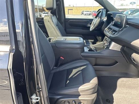 Used 2023 Chevrolet Tahoe LT w/ Luxury Package AWD/4WD image 28