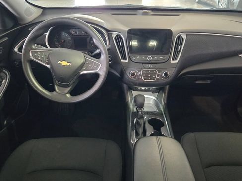 Used 2024 Chevrolet Malibu LT FWD image 16