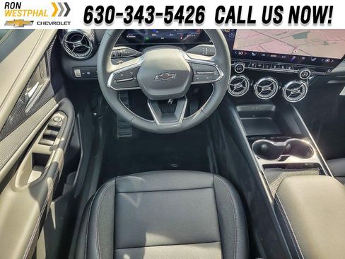 New 2026 Chevrolet Blazer EV LT AWD/4WD image 12
