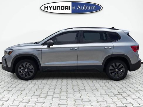 Used 2024 Volkswagen Taos S FWD image 11