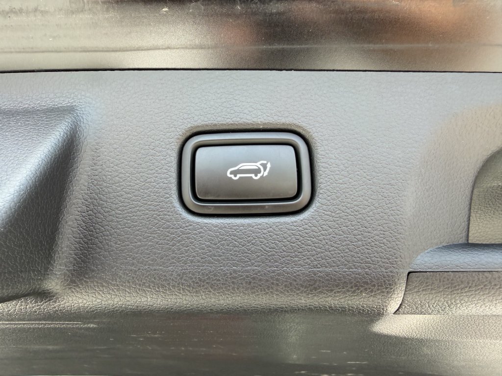 Used 2025 Hyundai Palisade SEL FWD image 28