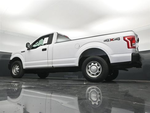 Used 2017 Ford F150 XL w/ Equipment Group 101A Mid AWD/4WD image 33