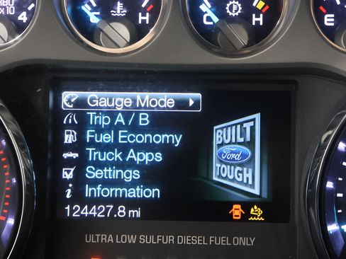 Used 2015 Ford F250 Platinum w/ Platinum Package AWD/4WD image 17