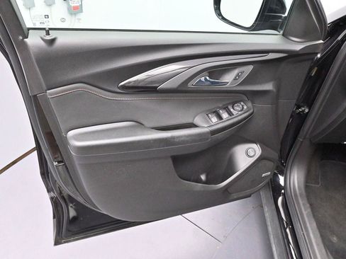Used 2022 Chevrolet TrailBlazer RS w/ Sun and Liftgate Package AWD/4WD image 9