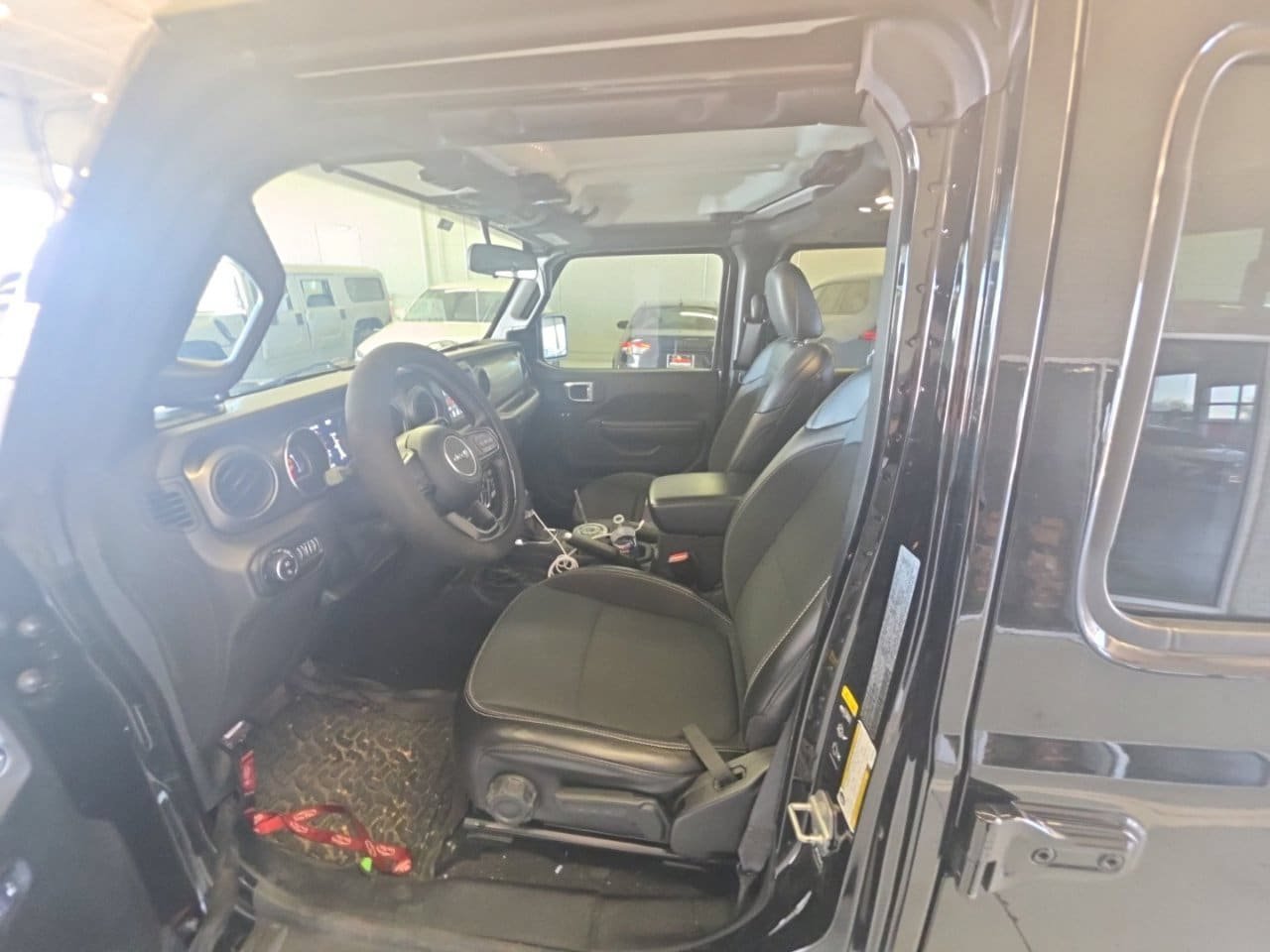 Used 2021 Jeep Gladiator Sport AWD/4WD image 9