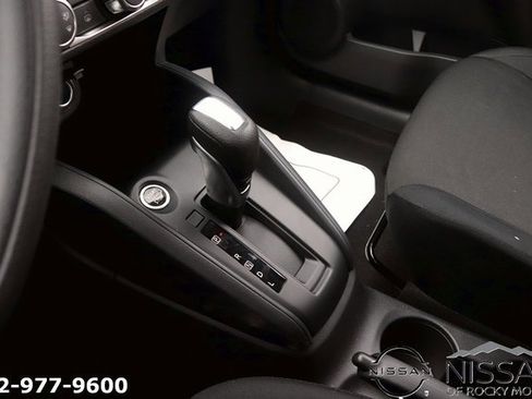 New 2025 Nissan Kicks Play S image 18