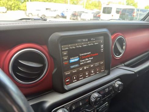 Used 2019 Jeep Wrangler Unlimited Rubicon AWD/4WD image 22