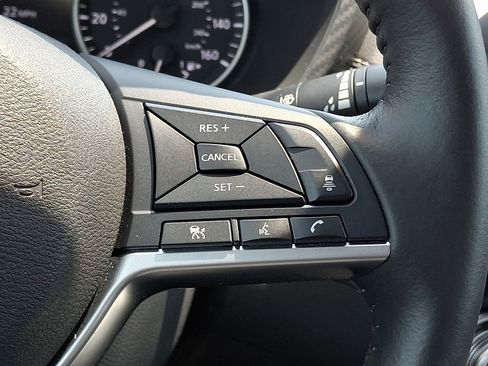 Certified 2023 Nissan Sentra SV w/ All-Weather Package FWD image 23