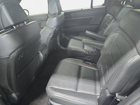 Used 2025 Hyundai Santa Fe Calligraphy AWD/4WD image 14