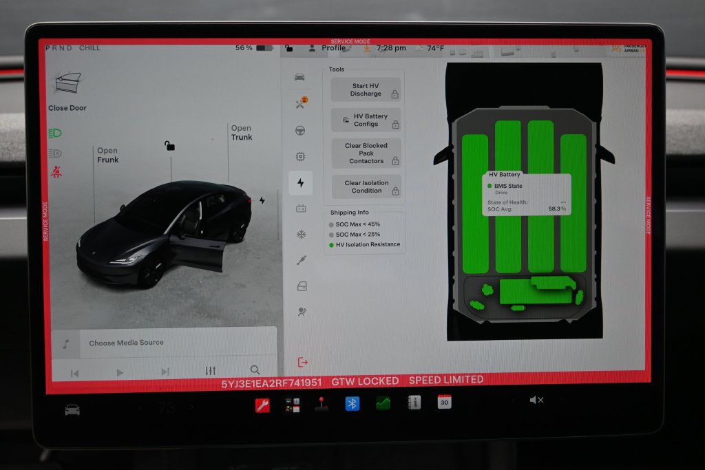 Used 2024 Tesla Model 3 Standard Range RWD image 12