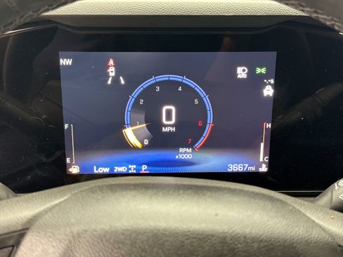 Used 2026 Chevrolet TrailBlazer LT w/ Convenience Package AWD/4WD image 10