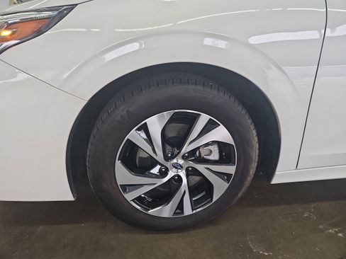 Used 2025 Subaru Legacy Premium AWD/4WD image 22