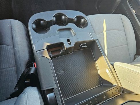 Used 2024 RAM 2500 Big Horn image 25