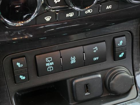 Used 2016 Buick Enclave Leather image 23