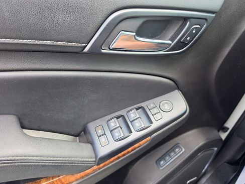 Used 2015 Chevrolet Tahoe LTZ AWD/4WD image 18