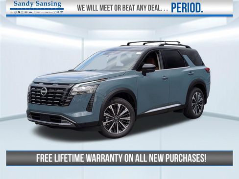 New 2026 Nissan Pathfinder Platinum image 1