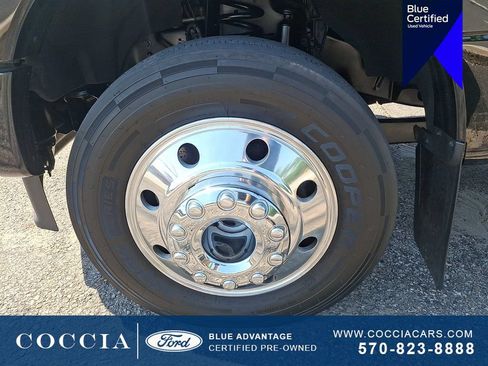 Certified 2020 Ford F450 Platinum w/ FX4 Off-Road Package AWD/4WD image 8