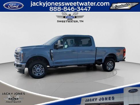 New 2026 Ford F250 Lariat w/ FX4 Off-Road Package image 4