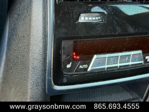 Used 2021 BMW X5 sDrive40i w/ Premium Package RWD image 20