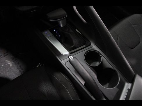 Certified 2023 Hyundai Elantra SE image 14