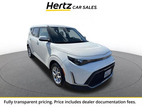 Used 2025 Kia Soul LX w/ LX Technology Package FWD image 1