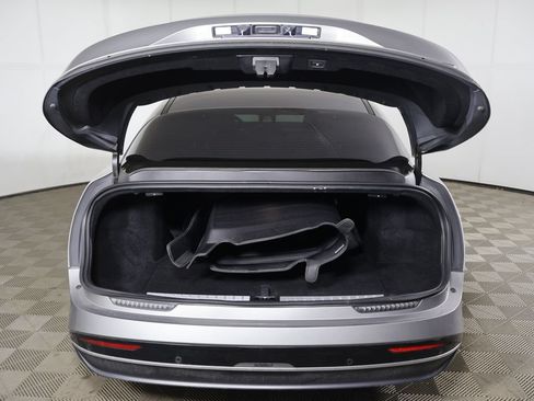 Used 2024 Lucid Air Touring AWD/4WD image 17