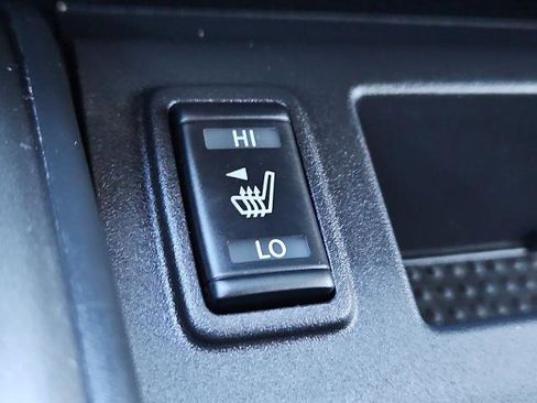 Certified 2024 Nissan Titan SV w/ SV Bronze Edition Package image 27