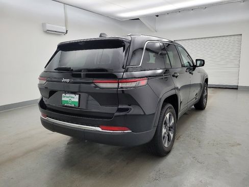 Used 2022 Jeep Grand Cherokee Limited 4xe w/ Luxury Tech Group II AWD/4WD image 9
