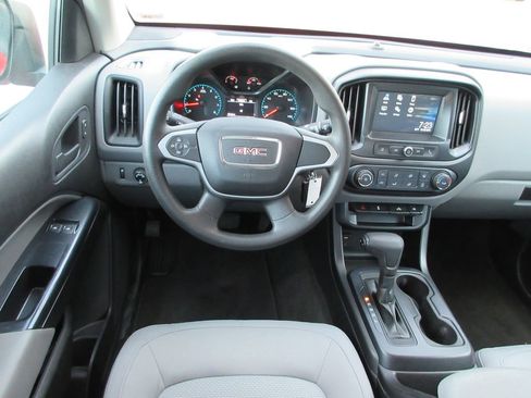 Certified 2017 GMC Canyon W/T w/ Convenience Package image 17