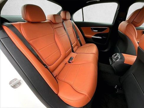 Used 2025 Mercedes-Benz C 300 Sedan image 29