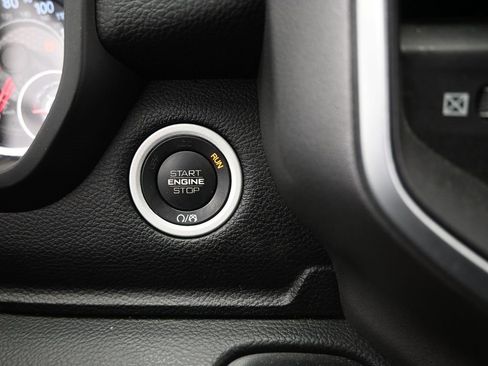 Used 2021 RAM 1500 Big Horn image 23